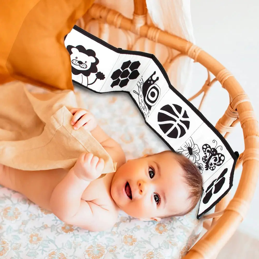 New Baby Soft Cloth Book Toys High Contrast Black and White  Babies Infants Early Educational Toys for 0 12 Months Newborn Gifts